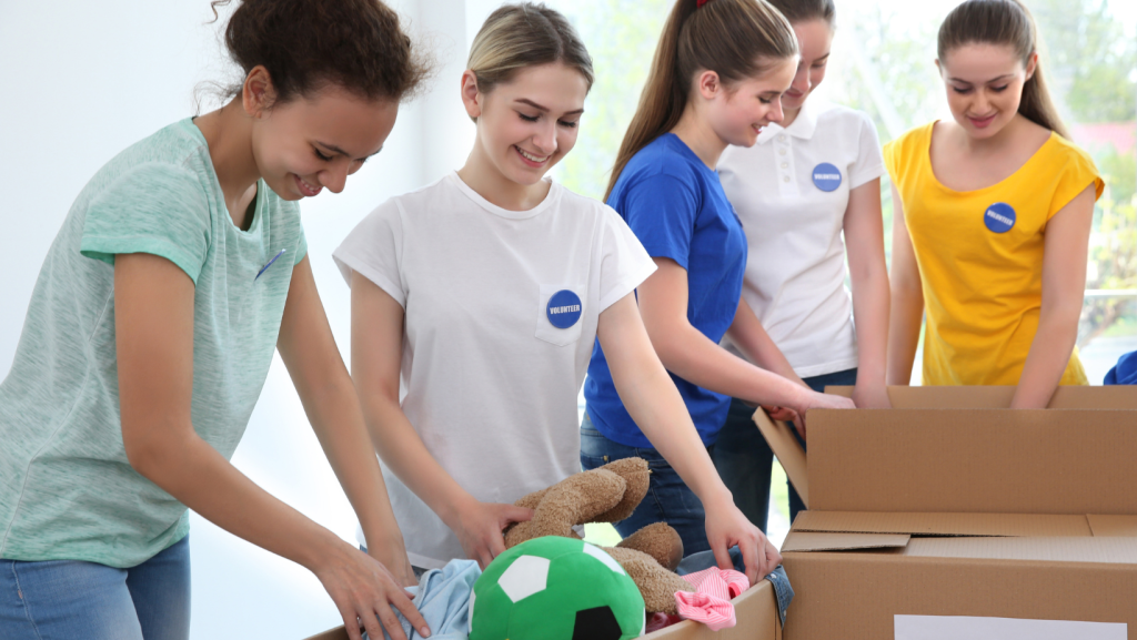 Resilient teen girls, teen wellness, overcoming anxiety, teen group for anxiety, raising confidence and self-esteem